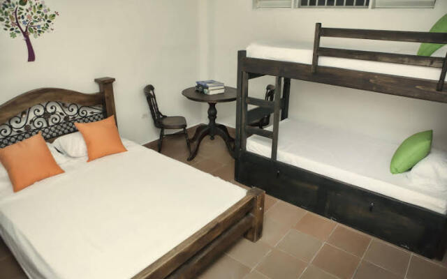 Tropica Hostel