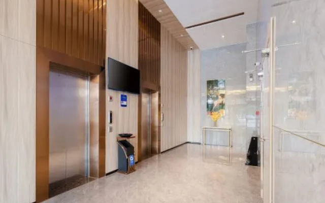 Yeste Hotel (Chongzuo Zhongxin Pedestrian Street Guangxi Minzu Shifan Xueyuan) – Hotel Rooms – Chongzuo