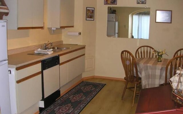 Naramata Suite Dreams Bed and Breakfast
