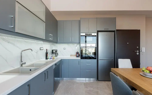Aurora Apartments