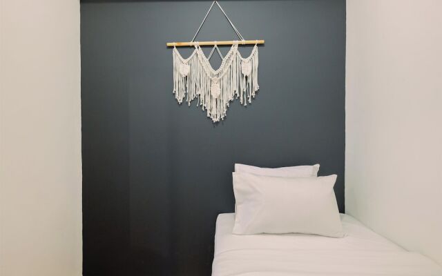 Modern Look 2Br At Sky House Bsd Apartment