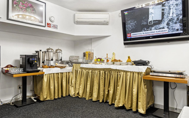 Lina Hotel