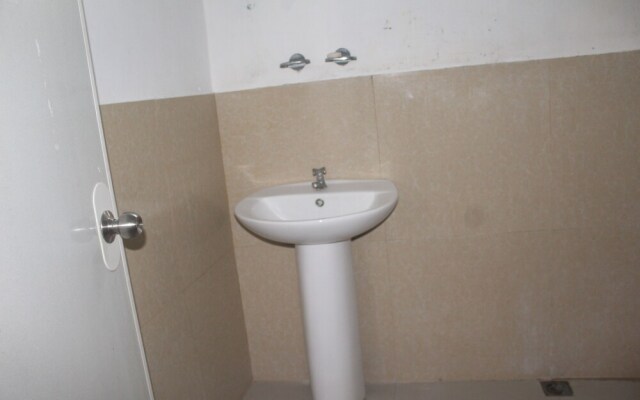 Maraño's Hometel