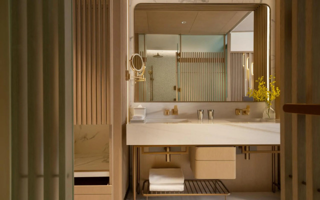 The Silveri Hong Kong - MGallery