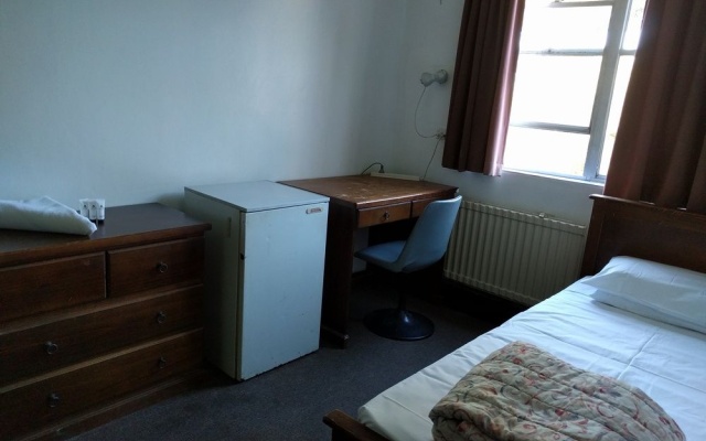 Greenwich Village Accommodation - Hostel – Guest Rooms – Sydney