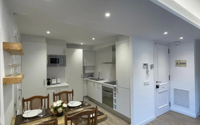 Modern apartment in the heart of Old Town Girona