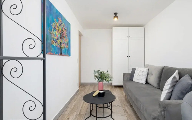 Apartment Moniuszki Cracow by Renters