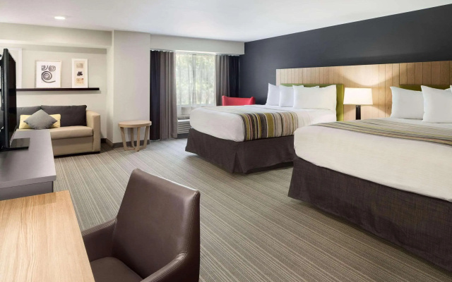 Country Inn & Suites by Radisson, Gatlinburg, TN