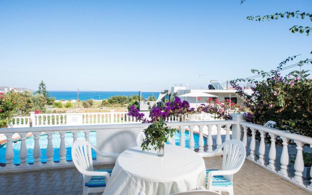 Rouladina Apt 2 in Stalos