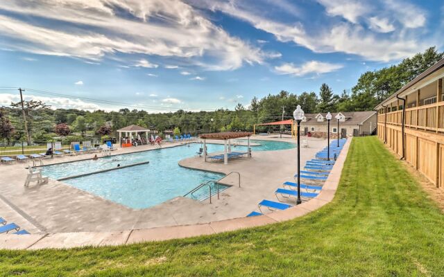 Tobyhanna Vacation Home w/ Community Pool Access