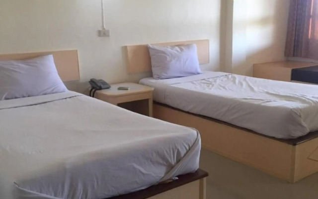 Sabai Hotel Lopburi