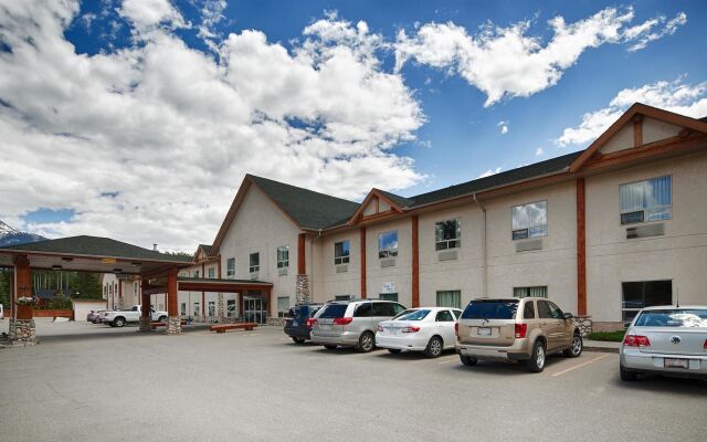 Best Western Plus Valemount Inn & Suites