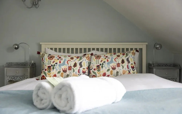 Maryfield Apartment
