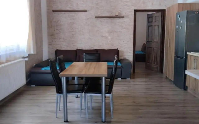 Pipacs Apartman