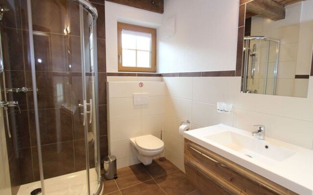 Apartment in Kaprun on the ski Slopes