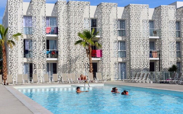 Comfortable Apartment Near the Sandy Beach of Rochelongue