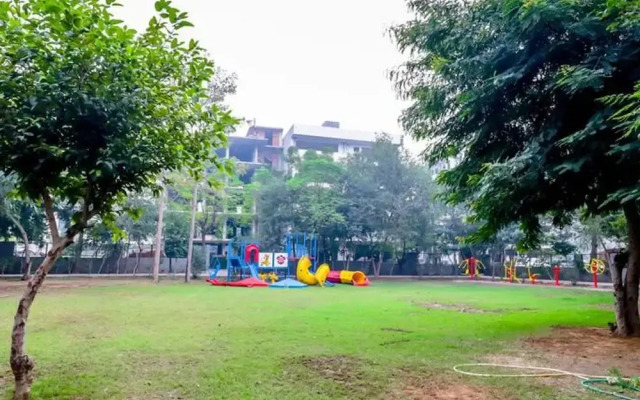 Medical Friendly 2 BR Near Fortis Parfait Street