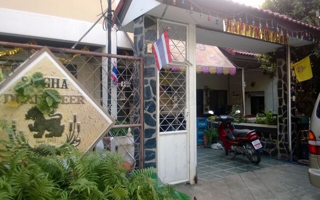 Phurahong Homestay