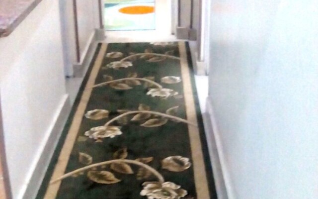 Luxury Three Bedroom Apartment