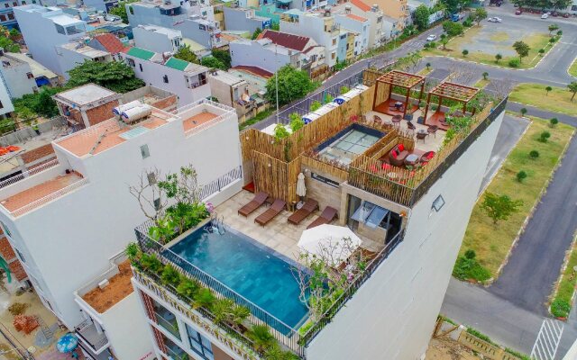 DaNang Moon Villa & Apartment