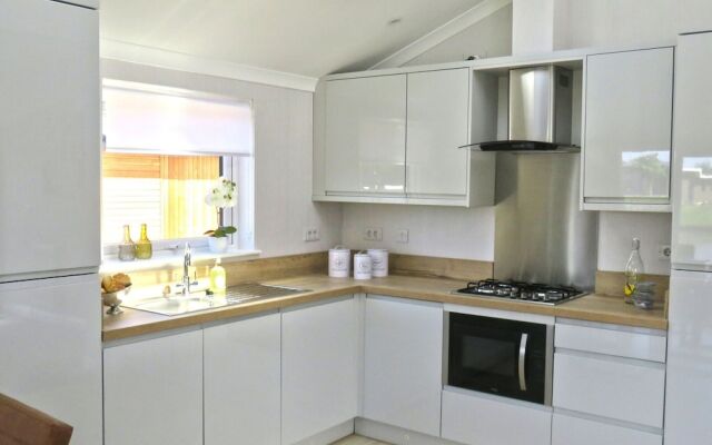 Chalet With Dishwasher in the Green Kempen