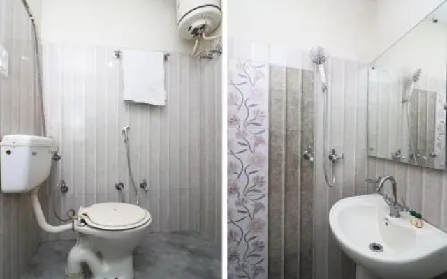 Hotel Alpine by OYO Rooms