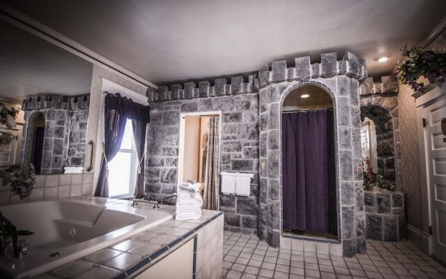 The Anniversary Inn Logan