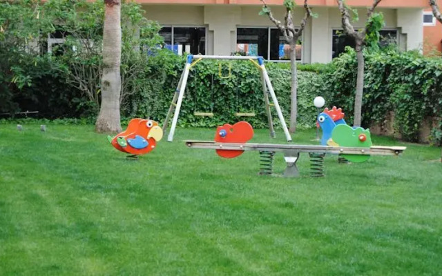 Ventura Y Village Park