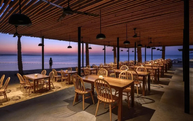 Serry Beach Resort