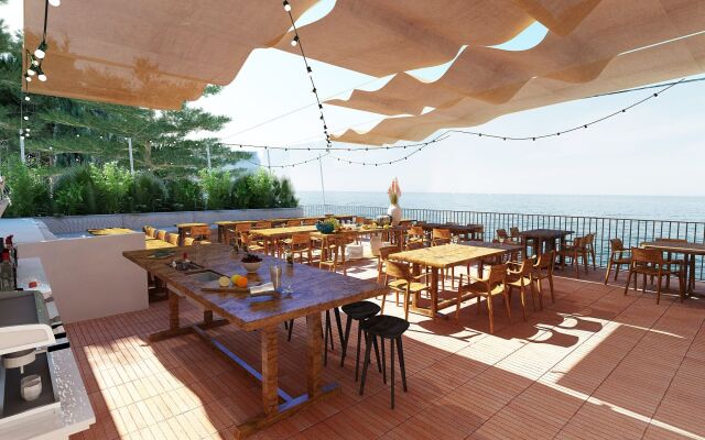 Les Roches Rouges, a Beaumier hotel