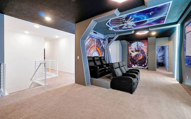 Luxury and Sophisticated 15 BR Ensuite