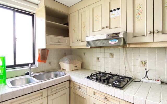Comfort 2Br At Bona Vista Apartment