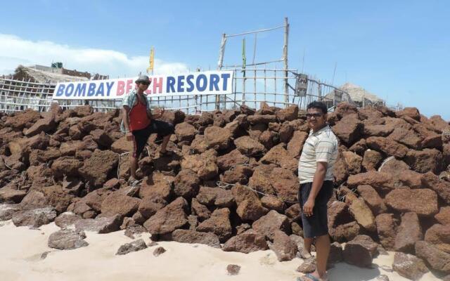 Bombay Beach Resort