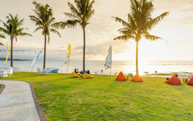 Lovina Beach Club & Resort