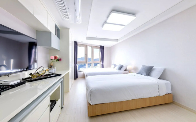 Shin Shin Hotel Seogwipo