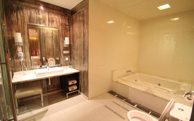 168 Motel - Zhongli
