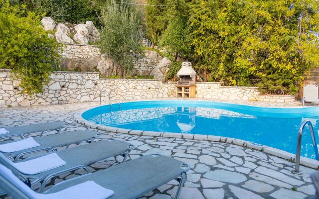 Loadstar Villas