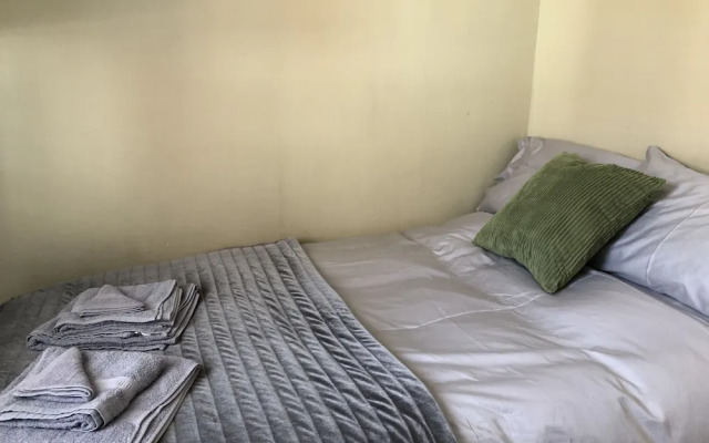 Lovely 1 bed Apartment