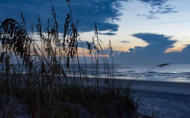 Seascape Family Beach Retreat