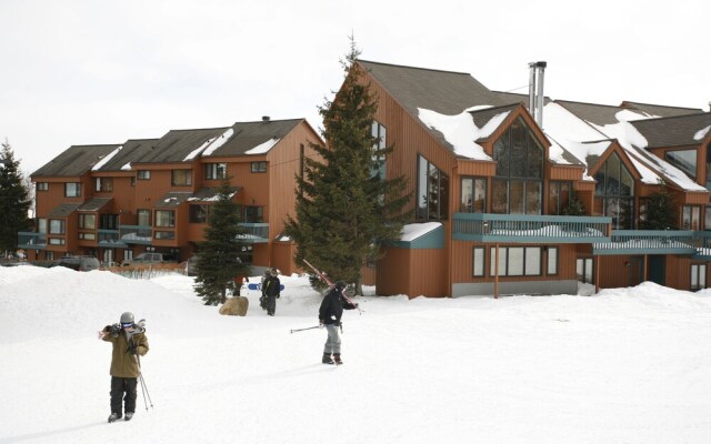 Les Chalets Mont-Sainte-Anne