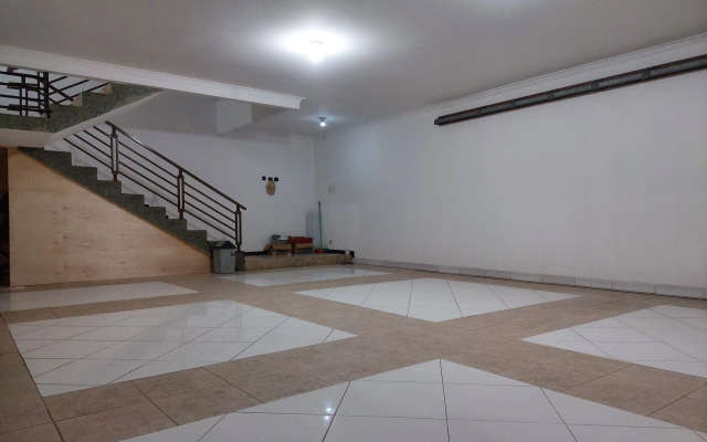 Dewi House Pondok Hijau Parongpong Bandung 1