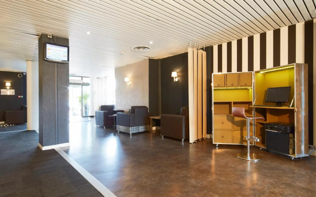 Hotel Kyriad Orly Aéroport Athis Mons