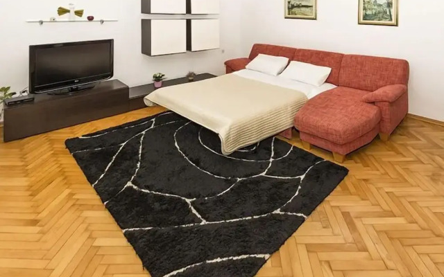 Apartment 1366
