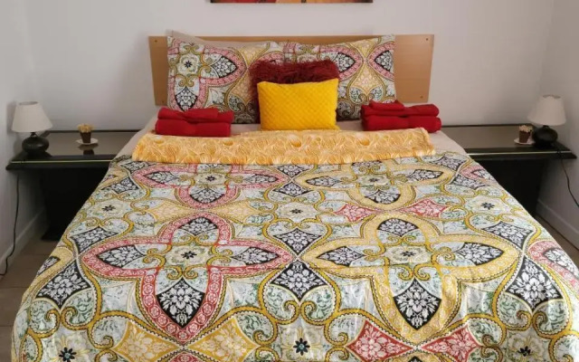 Vibrant apartment in the heart of the town - фото 4