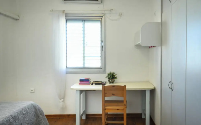 Comfy Haven in Netanya CTR by Sea N'Rent