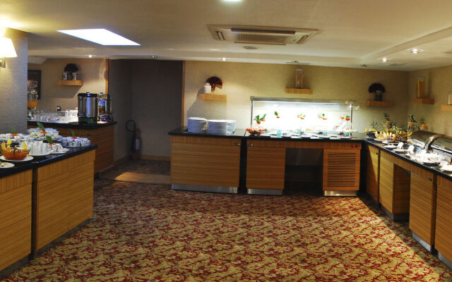 Emir Royal Hotel