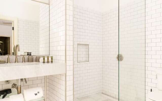 w 3BR Duplex Penthouse With Private Pool