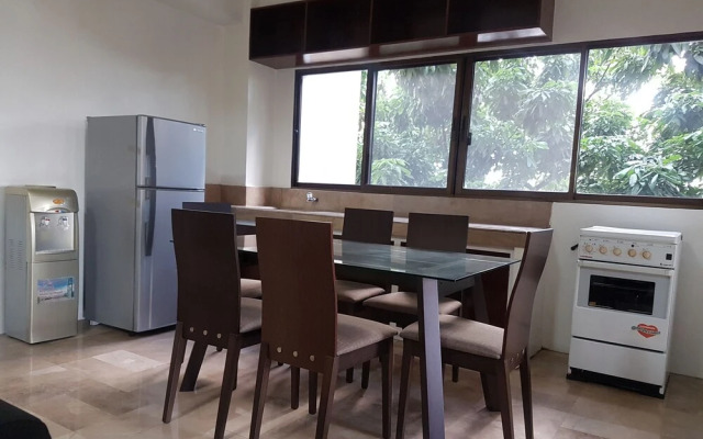 TSC Suites by Eastland Residences