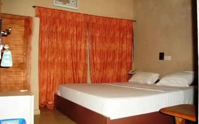 Hillview Hotel