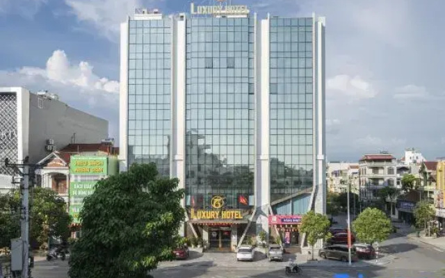 Luxury6 Hotel